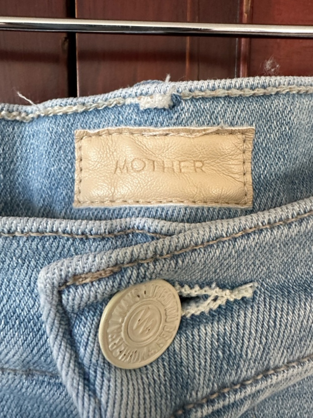Mother The Weekender Fray in ‘Swimming Pool Sundays’ Size 28 - Picture 4 of 6